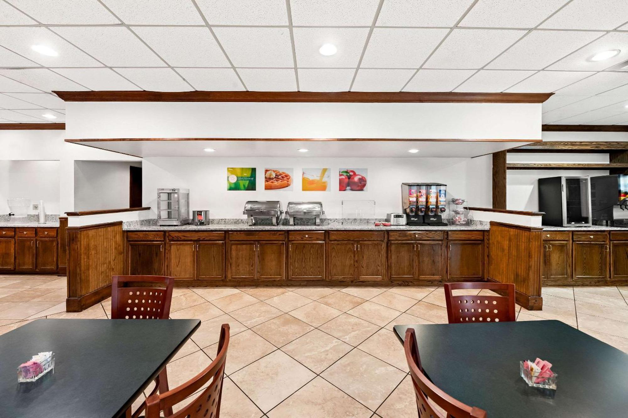 Quality Inn Dayton Airport Englewood Exteriér fotografie